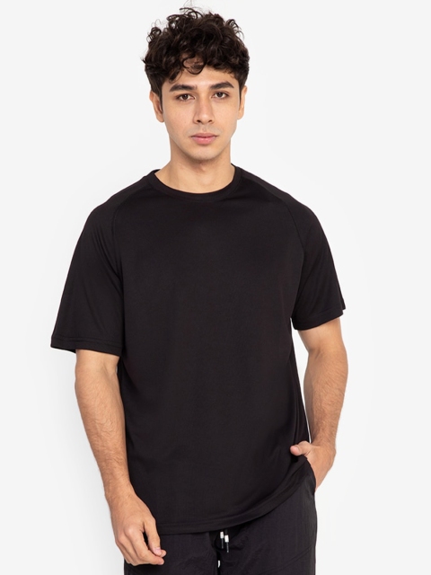 

ZALORA ACTIVE Men Black Oversized T-shirt