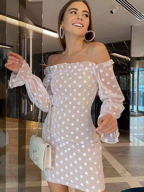 

La Aimee White Off-Shoulder Bodycon Dress