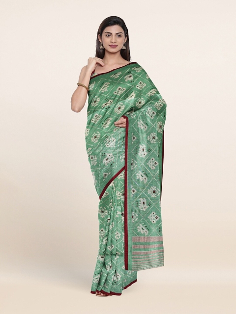 

Pothys Green & White Ethnic Motifs Cotton Blend Saree