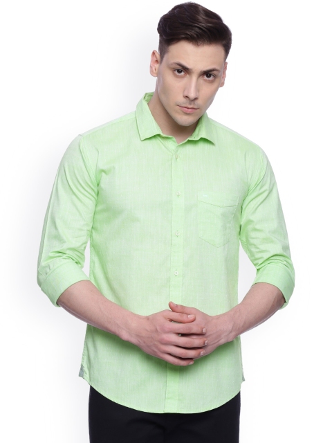 

Basics Men Green Slim Fit Solid Casual Shirt