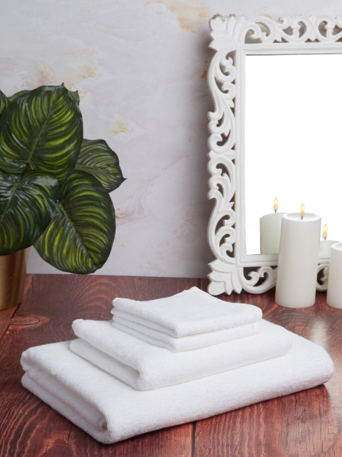 

Welspun Set Of 4 White Solid 550 GSM Pure Cotton Towel Set
