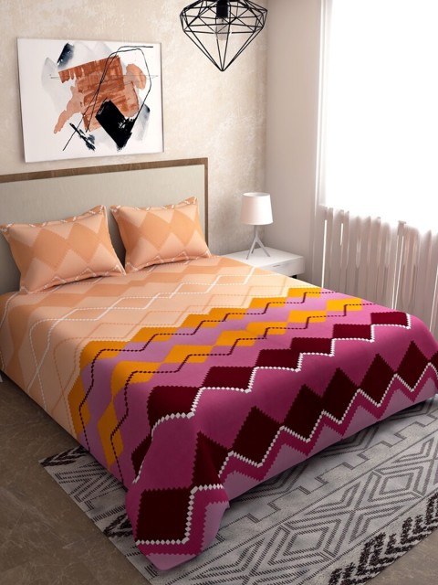 

Salona Bichona Coral & Purple Printed 120 TC King Bedsheet With 2 Pillow Covers