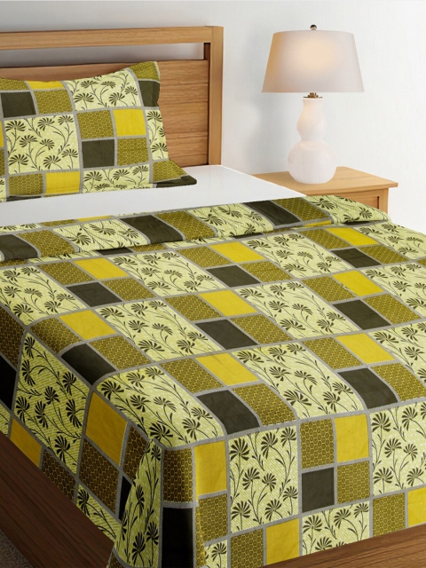 

Tormeti Green & Mustard Floral 144 TC Single Bedsheet with 1 Pillow Covers