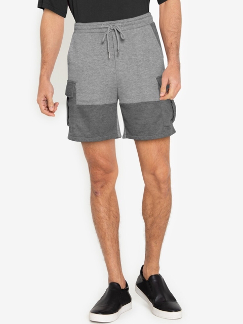 

ZALORA BASICS Men Grey Colourblocked Cargo Shorts
