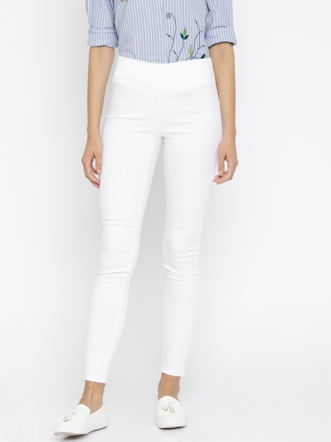 

Vero Moda White Solid Jeggings