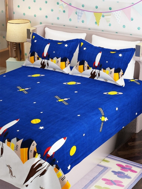 

Molly & Michel Blue & White Graphic Cotton 210 TC Queen Bedsheet with 2 Pillow Covers