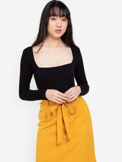

ZALORA BASICS Women Black Square Neck Knitted Rib Bodysuit