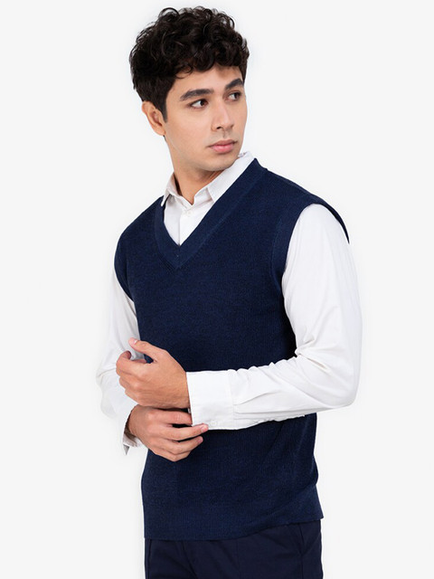 

ZALORA BASICS Men Navy Blue Sweater Vest