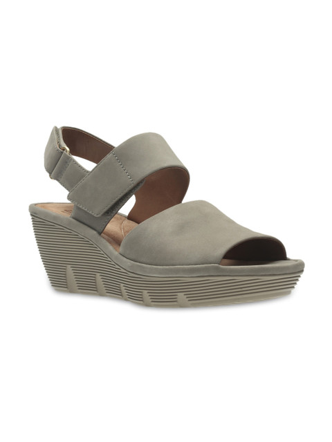 

Clarks Women Grey Leather Wedges
