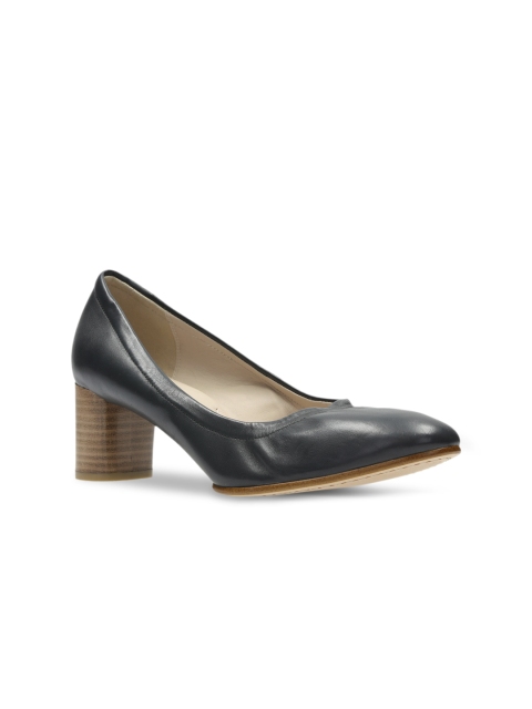 

Clarks Women Black Solid Leather Pumps