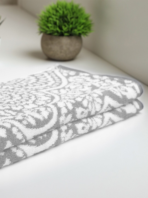 

SPACES Set Of 2 Grey & White Pure Cotton GSM 555 Hand Towels