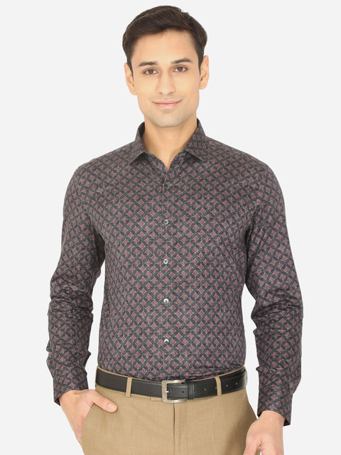 

WYRE Men Grey & Maroon Slim Fit Printed Formal Shirt