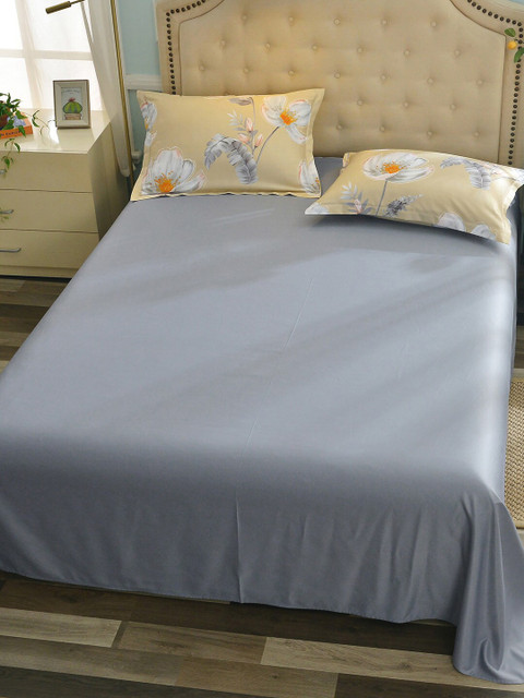 

JC Collection Yellow & Grey Printed Double Queen Bedding Set With 2 Pillow Covers & Quilt