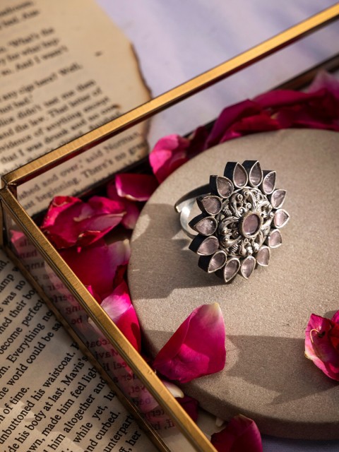 

INDYA Oxidised Silver-Plated & Pink Stones-Studded Floral Motif Adjustable Finger Ring