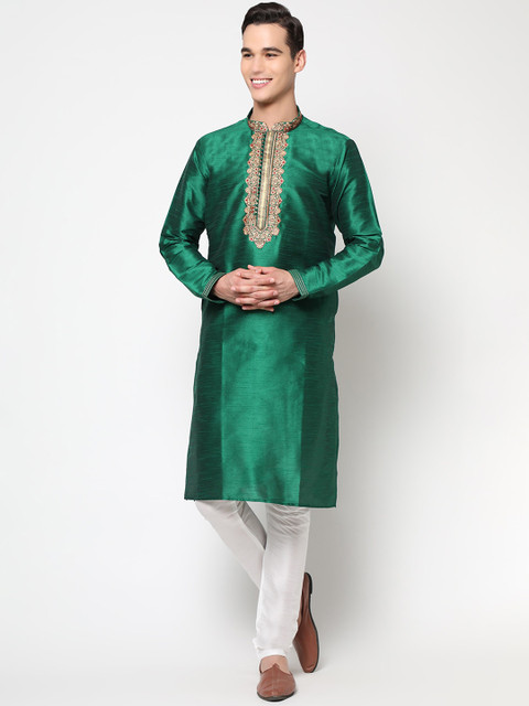 

LAGAAV Men Green Raw Silk Kurta with Trousers