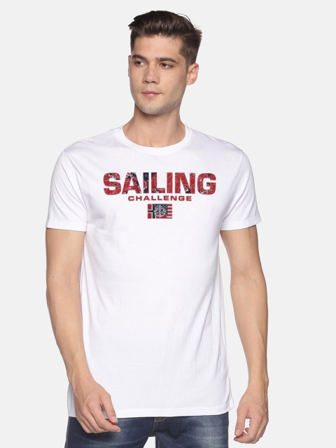 

BLACK RADIO Men White Typography Printed Slim Fit T-shirt