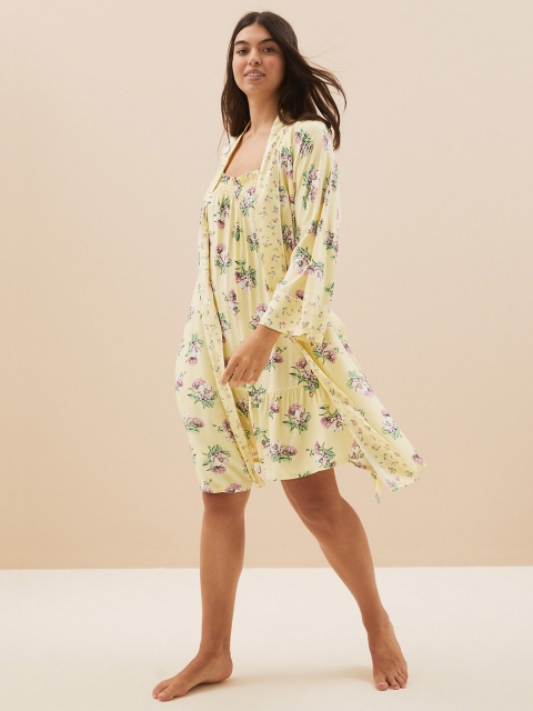 

Marks & Spencer Yellow & Green Printed Wrap Nightdress