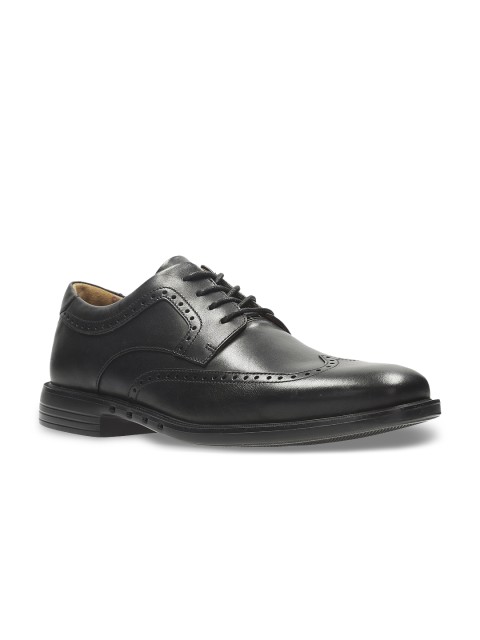 

Clarks Men Black Leather Brogues