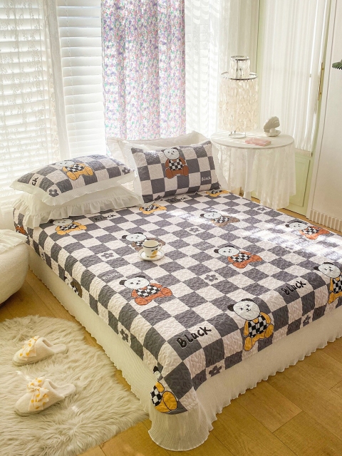 

JC Collection Black & White Checked Printed Bedding Set