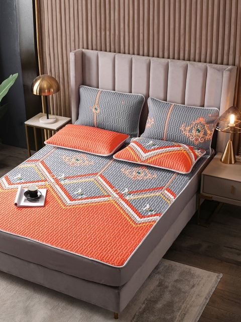 

JC Collection Grey & Orange Printed Double Queen Bed Cover With 2 Pillow Covers
