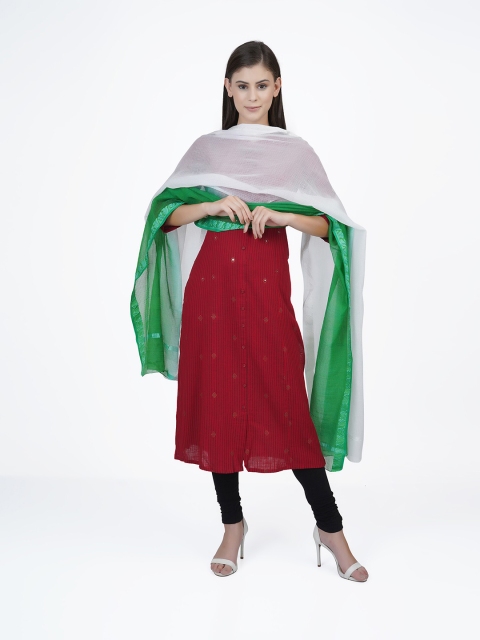 

La Vastraa Green & White Ethnic Motifs Embroidered Pure Cotton Ombre Dupatta with Thread Work