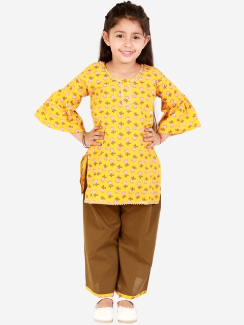 

Superminis Girls Yellow Ethnic Motifs Printed Pure Cotton Top with Palazzos