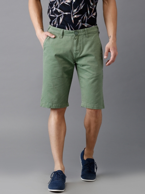 

Moda Rapido Men Green Solid Slim Fit Chino Shorts