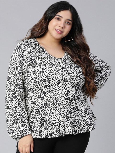 

Oxolloxo Women Plus Size Black & White Animal Print Crepe Top