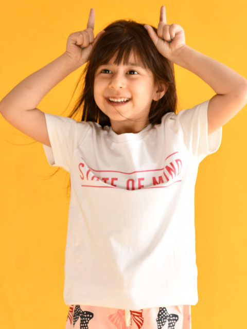 

Anthrilo Girls White Typography T-shirt