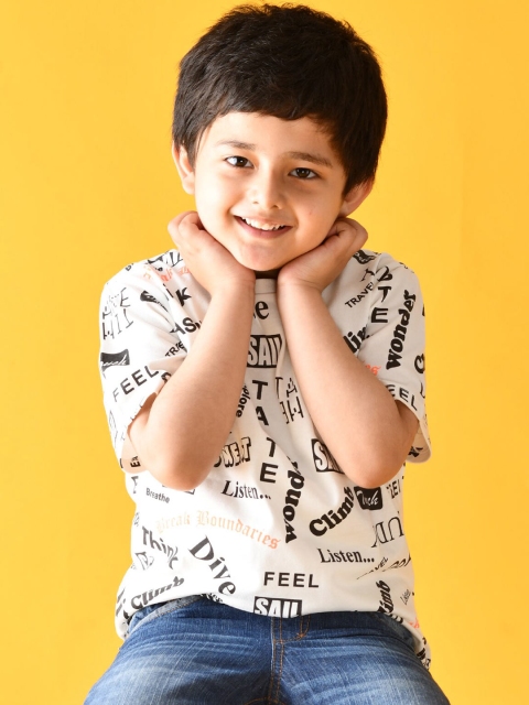 

Anthrilo Boys White Printed Cotton T-shirt