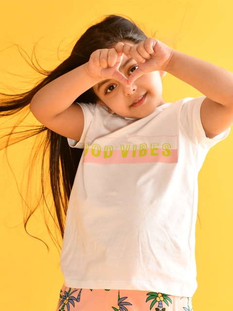 

Anthrilo Girls White Cotton T-shirt