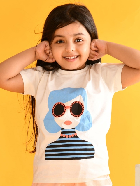 

Anthrilo Girls White Printed Cotton T-shirt