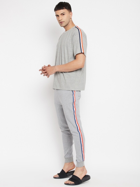 

FUGAZEE Men Grey T-shirt