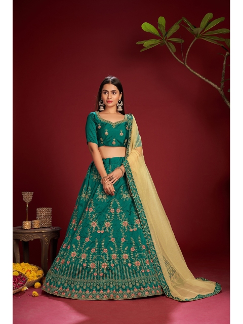 

Warthy Ent Green & Gold-Toned Semi-Stitched Lehenga & Unstitched Blouse With Dupatta