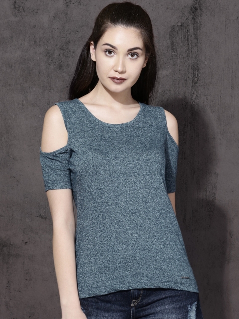 

Roadster Women Blue Solid Round Neck T-shirt