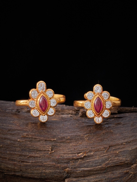 

Kushal's Fashion Jewellery Women 92.5 Silver Gold Plated & Red Toe Ring