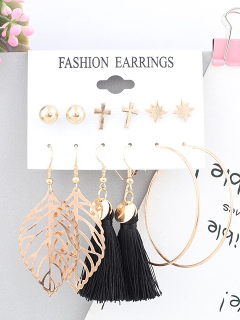 

ANNA CREATIONS Gold-Toned Contemporary Studs Earrings