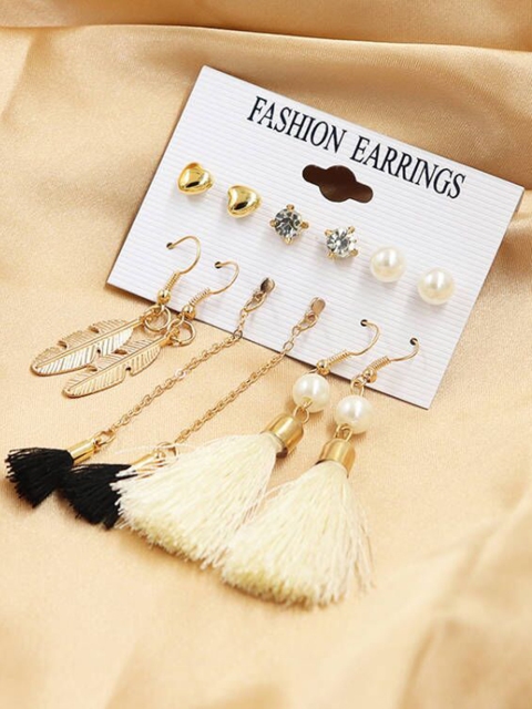 

ANNA CREATIONS Gold-Toned Contemporary Studs Earrings