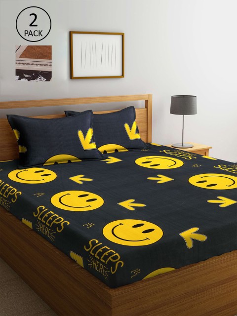 

KLOTTHE Black & Brown Geometric 210 TC 2 King Bedsheet with 4 Pillow Covers