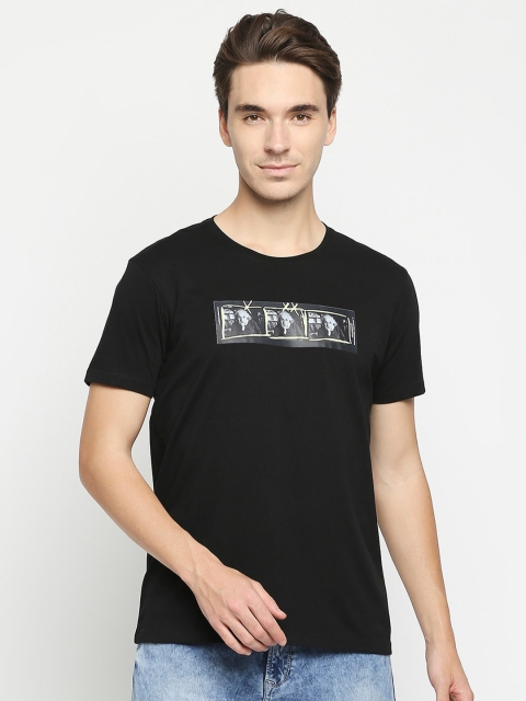 

SPYKAR Men Black Typography Printed Applique Slim Fit T-shirt