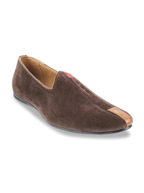 

Metro Men Brown Clogs Sandals