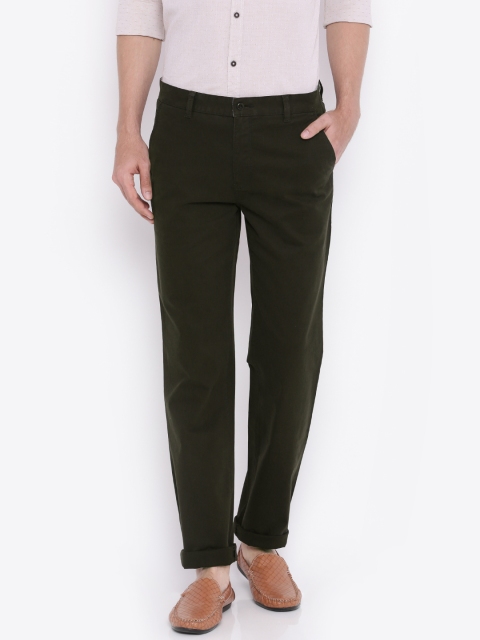 

British Club Men Brown Solid Slim Fit Chino Trousers