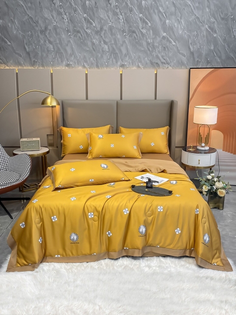 

JC Collection Yellow Summer 354 GSM Double Bed Quilt