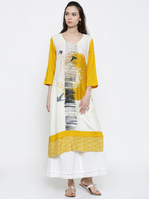 

RANGMANCH BY PANTALOONS Women Off-White Printed Straight Kurta