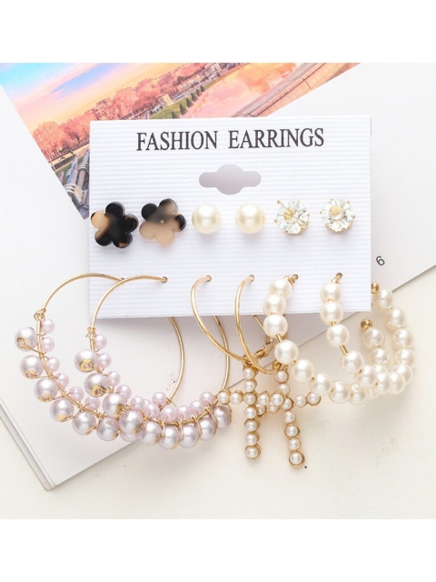 

ANNA CREATIONS Gold-Toned Contemporary Studs Earrings
