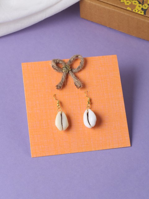

RDK White Oval Hoop Earrings