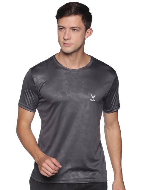 

Wildbrocket Men Grey Camouflage Printed Slim Fit Training or Gym T-shirt