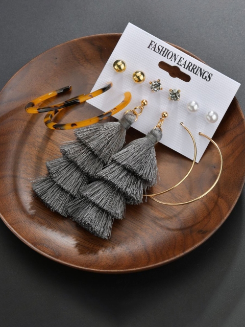 

ANNA CREATIONS Gold-Toned Contemporary Hoop Earrings