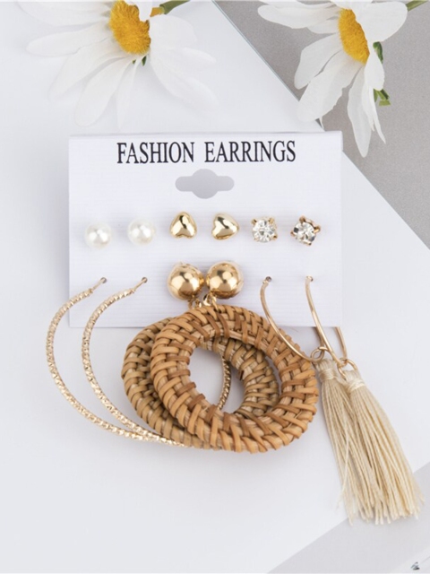 

ANNA CREATIONS Gold-Toned Contemporary Studs Earrings