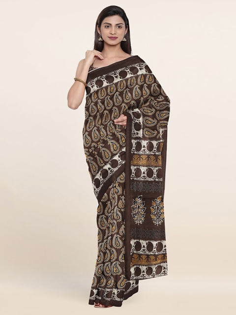 

Pothys Brown & White Paisley Printed Saree